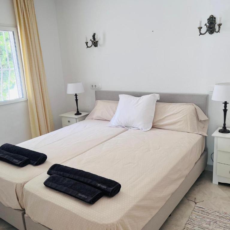 Sunbathing with private swimming pool - Villa con piscina privada - 11