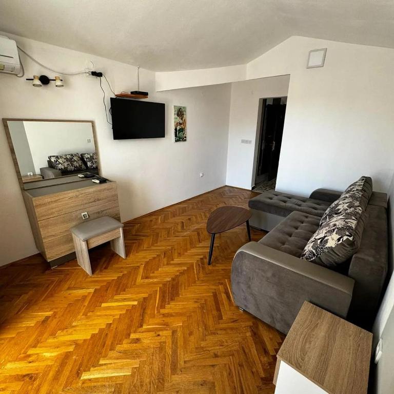 Guesthouse Vila Tamburic - Duplex Quadruple Room - 4