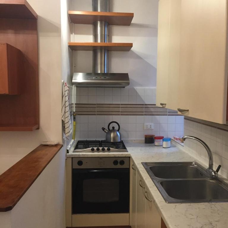 Natalia's 2-rooms cozy flat, only 10 min to Duomo - Appartamento con 1 Camera da Letto - 15