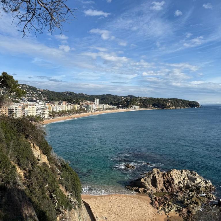 Lloret de Mar Coastal Retreat Just Steps from the Beach - Apartamento de 1 dormitorio - 53
