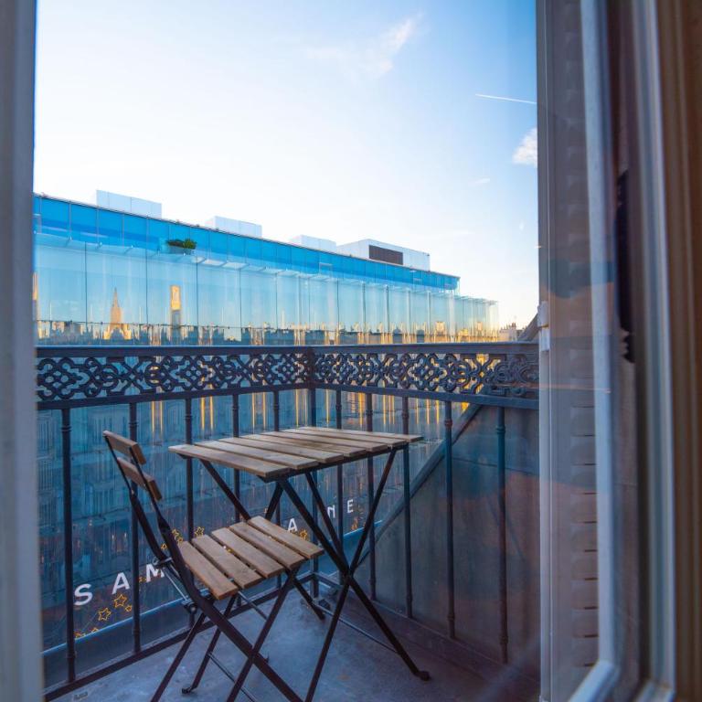 CIA - flat in Paris Louvre museum with balcony - Appartement 2 Chambres Deluxe avec Balcon - 2