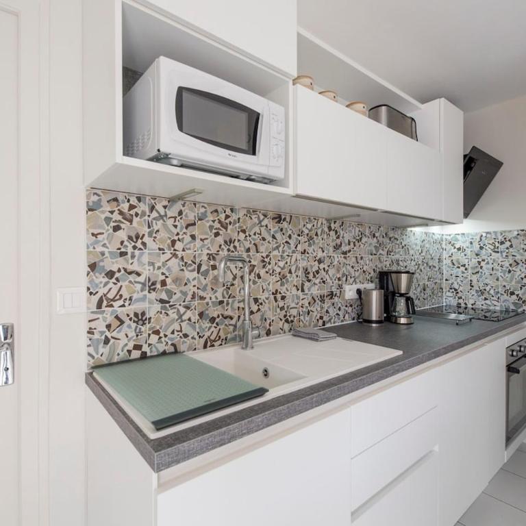 Bel appartement près de la plage - One-Bedroom Apartment - 26
