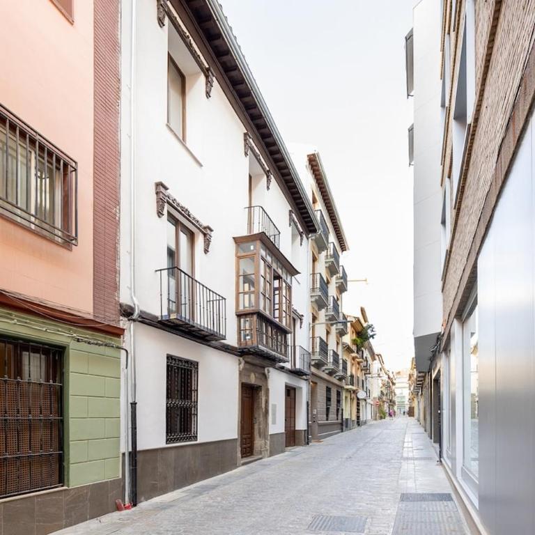 Apartamento en Casa Palacio en el centro de Granada - Two-Bedroom Apartment - 32