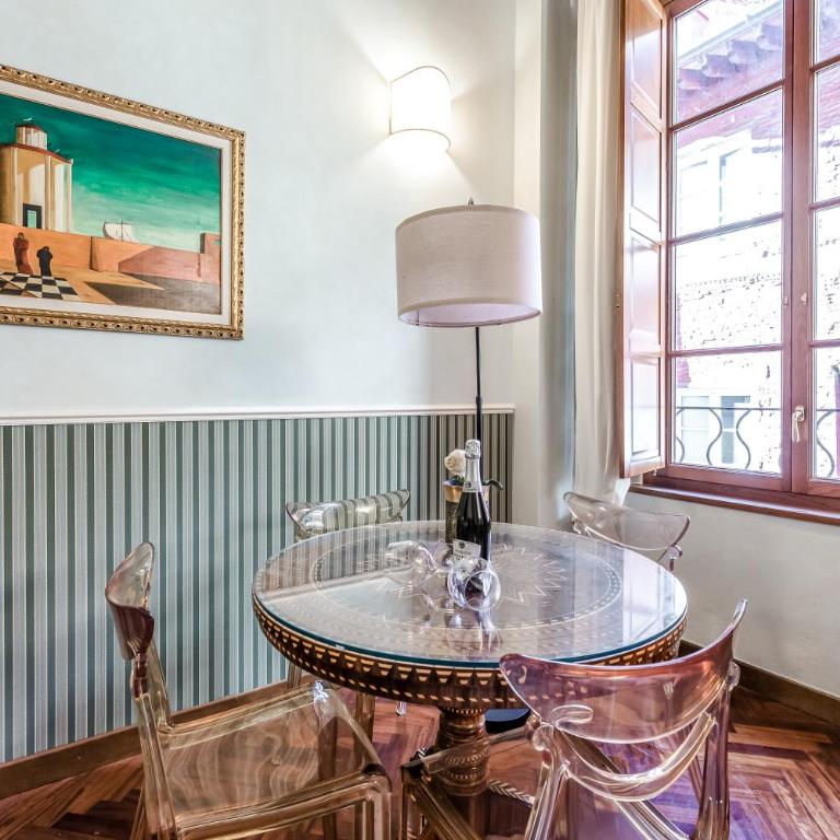 Hostly-Suite Magnifica Al Borgo-Central Elegance - One-Bedroom Superior Apartment - 2