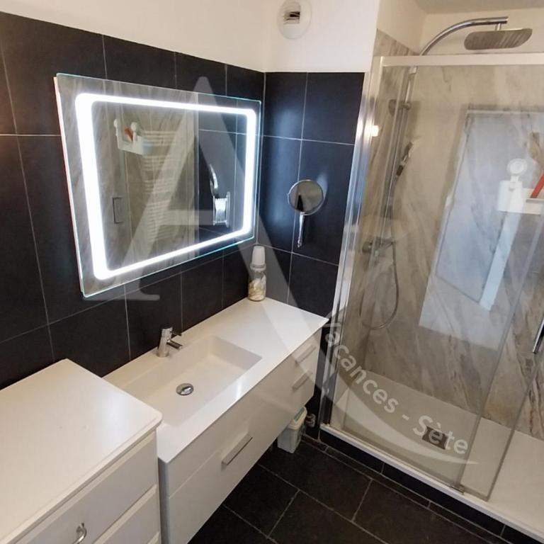 quartier des plages spacieux appartement 1 chambre avec parking - Appartement 1 Chambre - 3