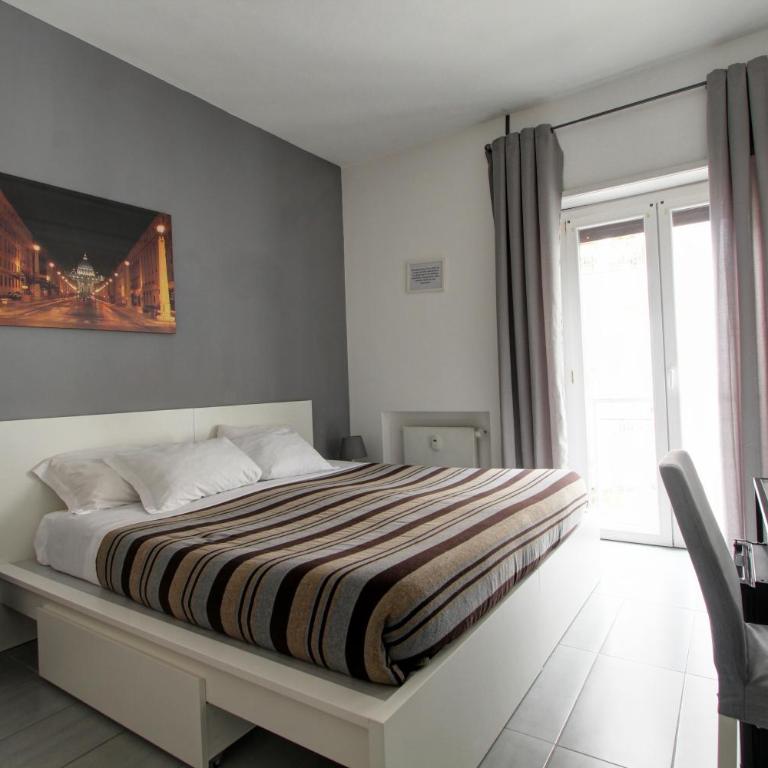 Vatican Central Suites - Camera Familiare con Bagno Privato - 5