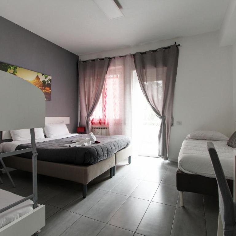 Vatican Central Suites - Camera Familiare con Bagno Privato - 9