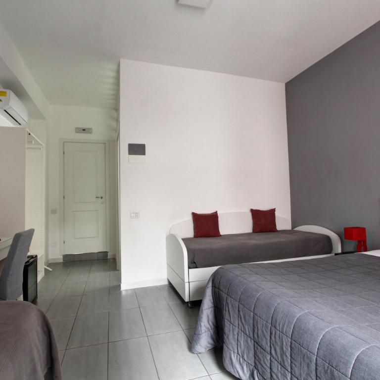 Vatican Central Suites - Camera Familiare con Bagno Privato - 6