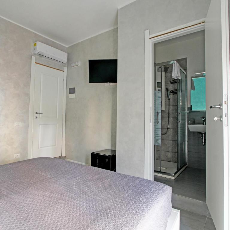Vatican Central Suites - Camera Matrimoniale con Bagno Privato - 31