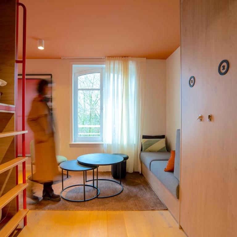 CENTRAL Hostel Lille Centre - Cama en habitación compartida mixta de 8 camas - 1