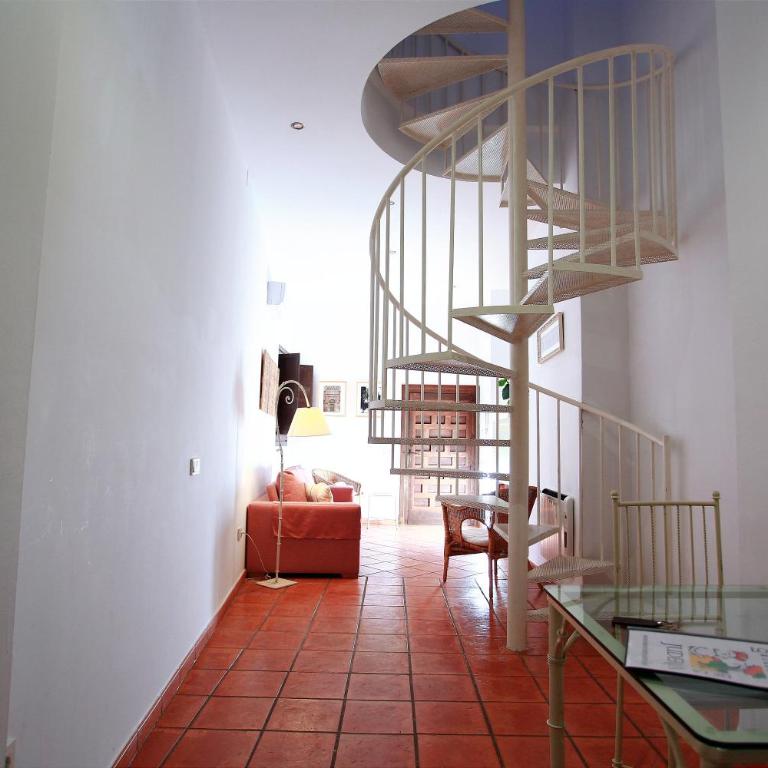 Apartamentos Los Patios de la Judería - Duplex Apartment - 4