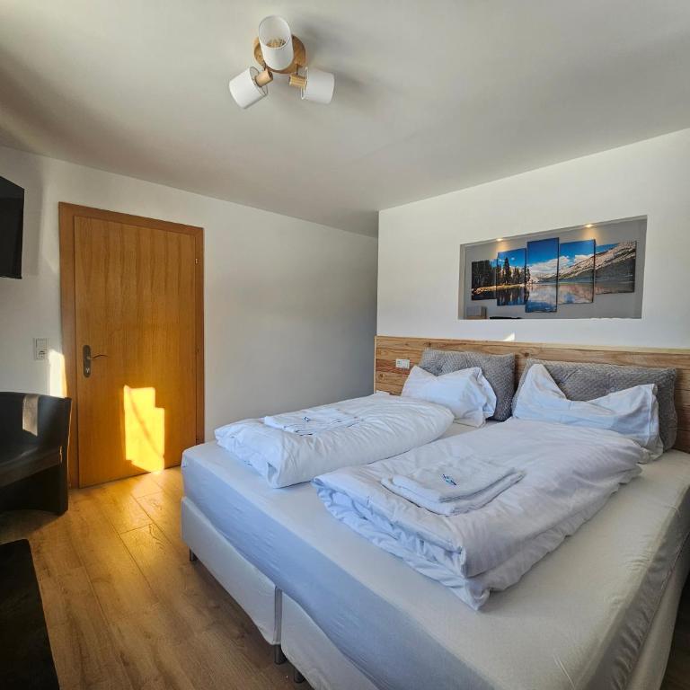 Gästehaus Pernull - Apartment mit 2 Schlafzimmern und Bergblick - 6