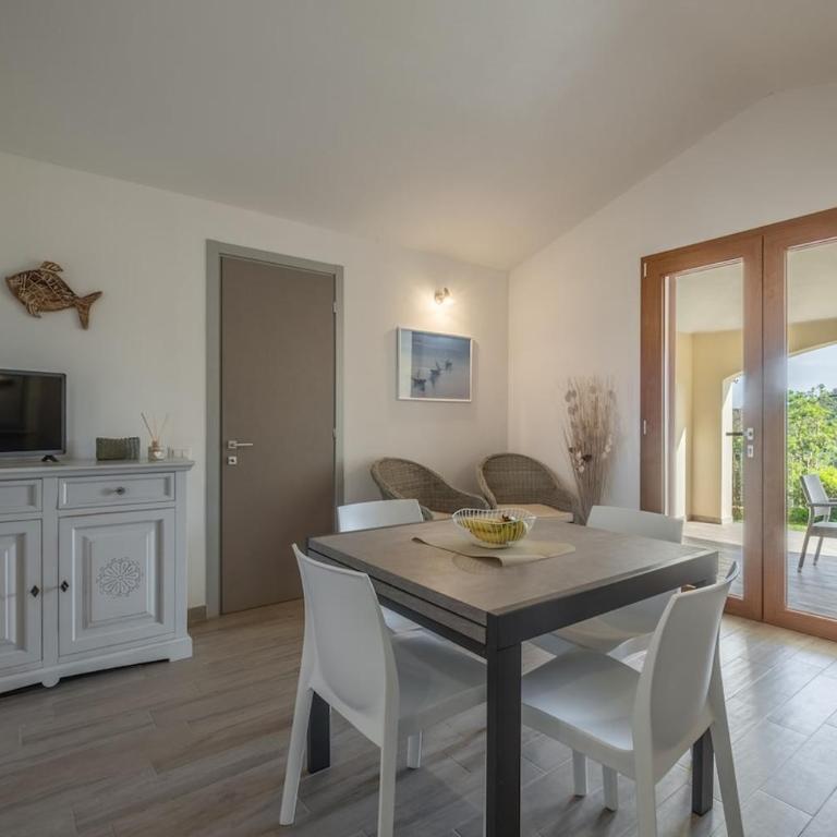 Comfort house with sea view- 5 minutes from the sea - Appartamento con 2 Camere da Letto - 3