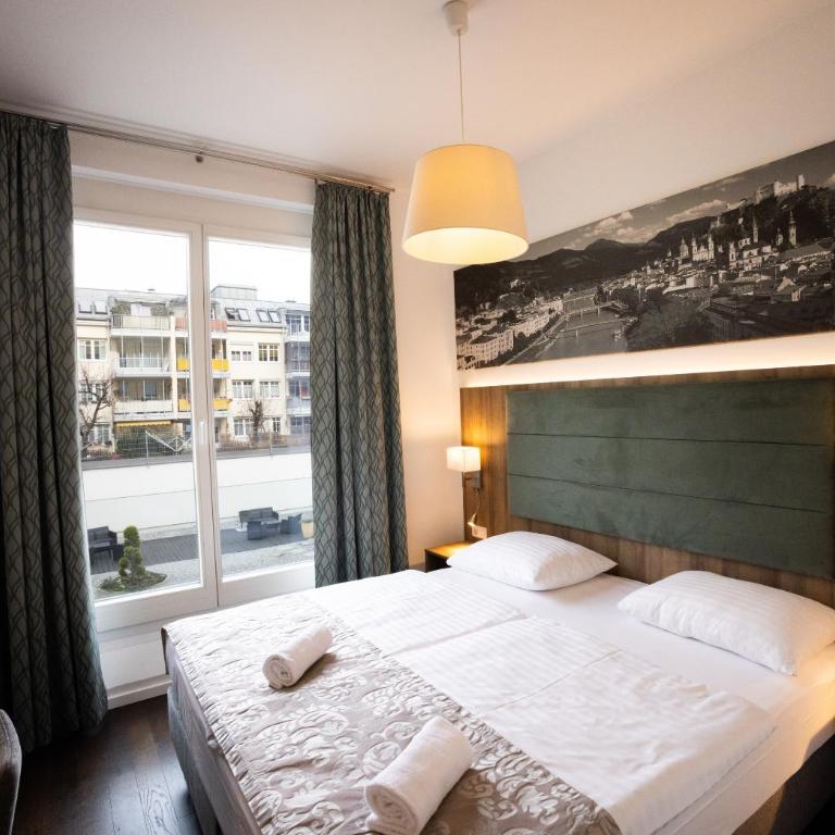 Altstadt Hotel Hofwirt Salzburg - Doppelzimmer Plus mit Gartenblick - 4
