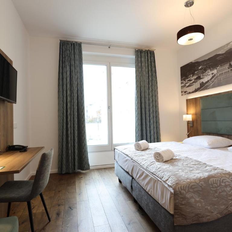 Altstadt Hotel Hofwirt Salzburg - Doppelzimmer Plus mit Gartenblick - 7