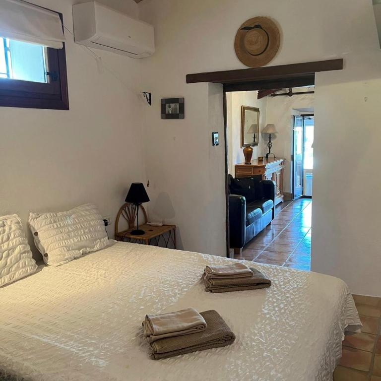 Casa Patzu - Two-Bedroom House - 25