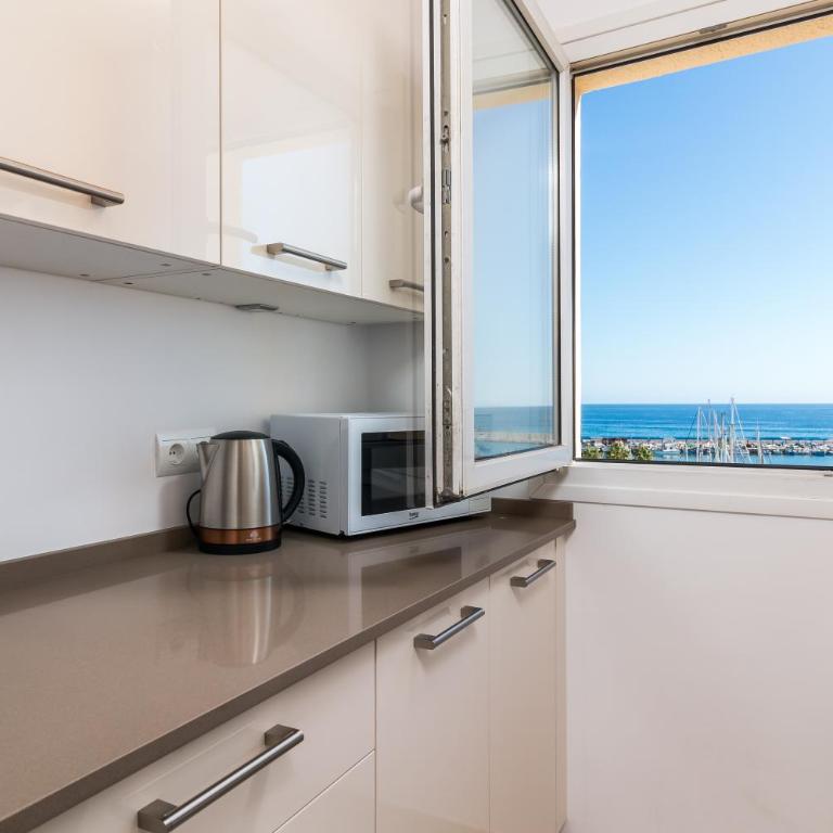 Puerto Paraiso - One-Bedroom Apartment - 13