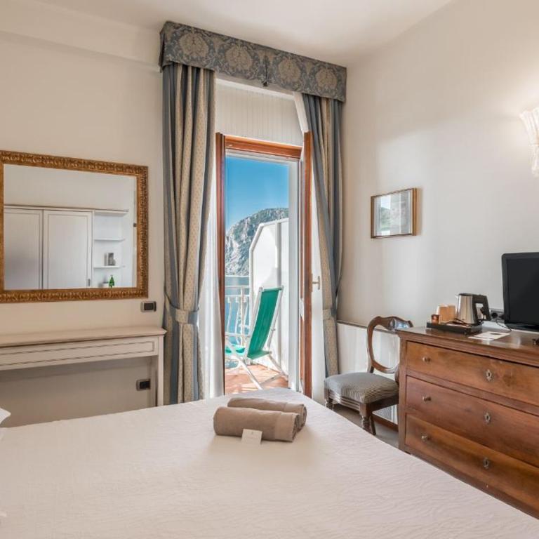 Hotel Porto Roca - Camera Matrimoniale con Vista Mare - 1