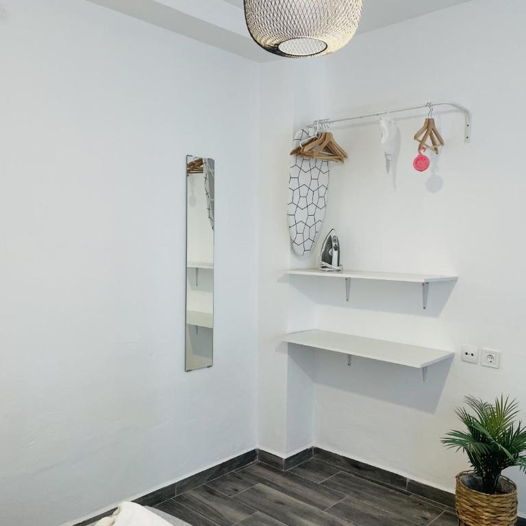 Apartamento Alboran en el centro de Nerja - Apartment - 28