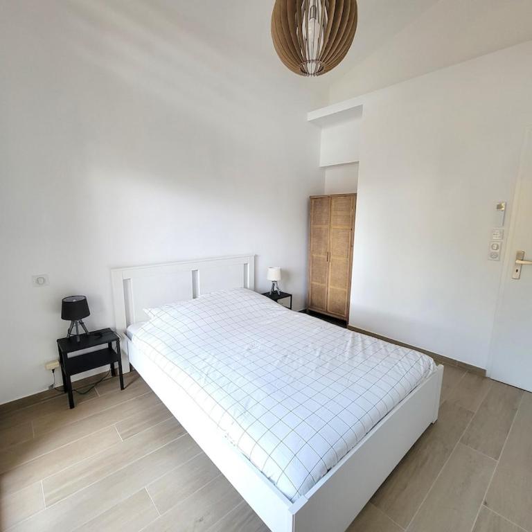 Villa Lou Pantaï la tranquillité à 2 pas de la mer - Three-Bedroom Villa - 2