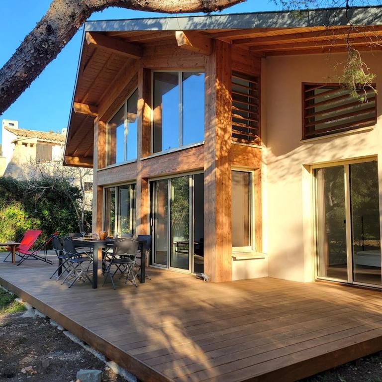 Villa Lou Pantaï la tranquillité à 2 pas de la mer - Three-Bedroom Villa - 13