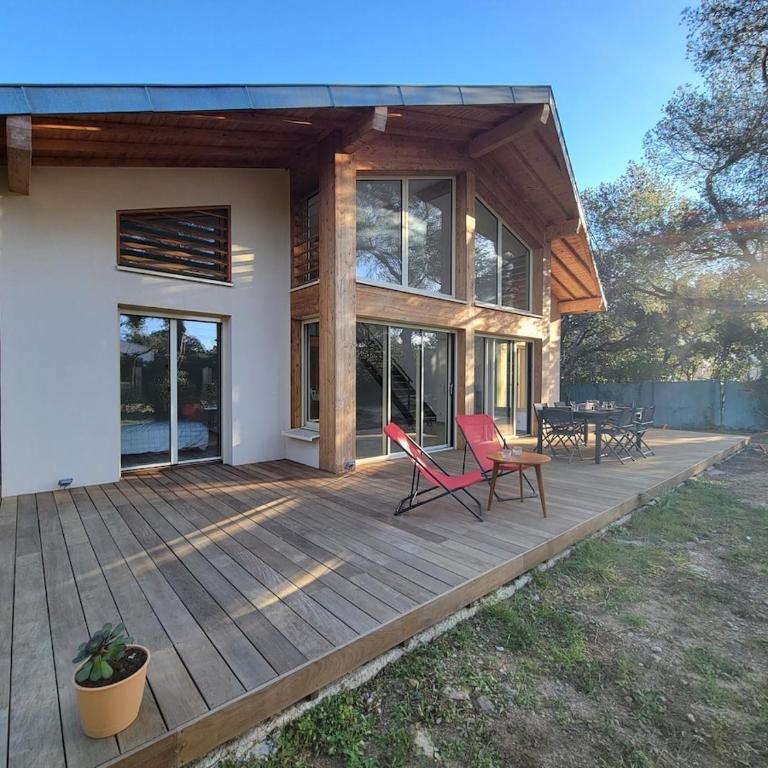 Villa Lou Pantaï la tranquillité à 2 pas de la mer - Three-Bedroom Villa - 31