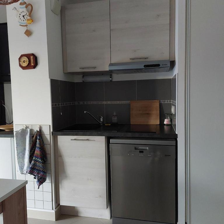 Grand Studio à 300m de la plage dans Résidence calme - une seule pièce - Appartement 1 Chambre - 12