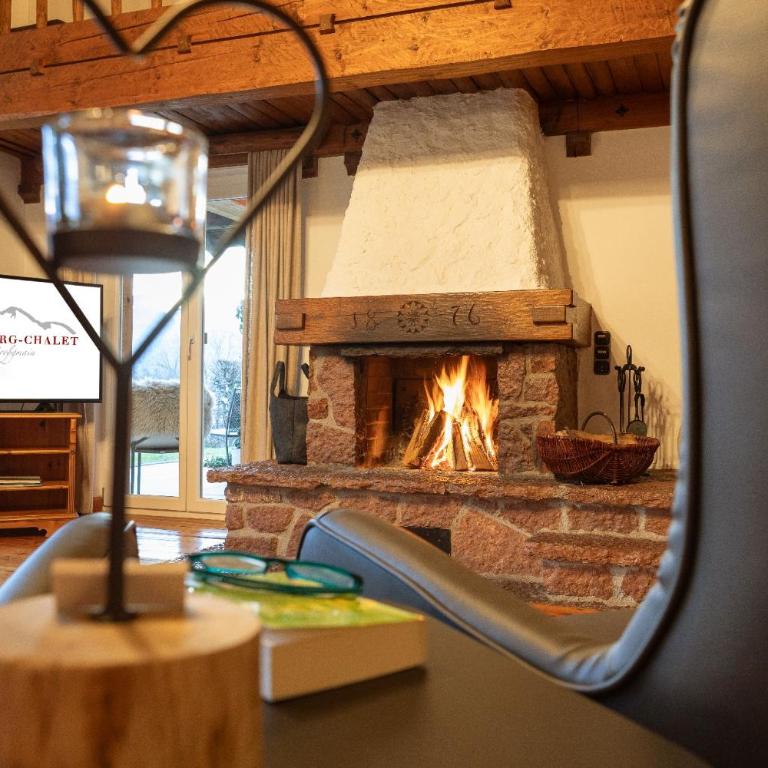 Luxus Ferienhaus Salzburg Chalet mit Pool, Sauna, Whirlpool, Kamin - Chalet mit 2 Schlafzimmern - 3