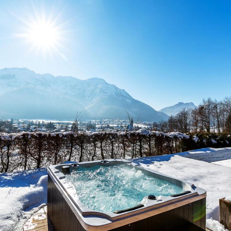 Luxus Ferienhaus Salzburg Chalet mit Pool, Sauna, Whirlpool, Kamin - Chalet mit 2 Schlafzimmern - 43