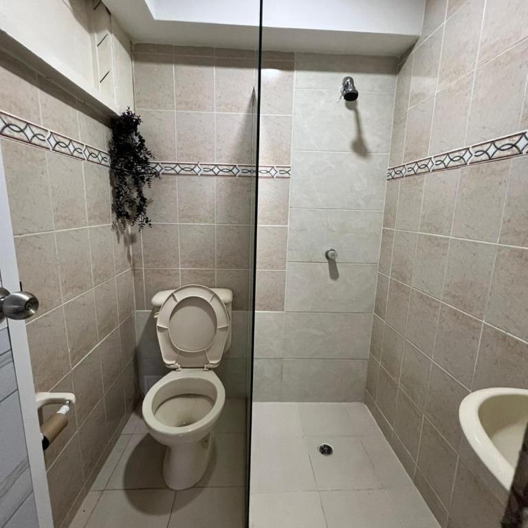 Aparta Hotel Monaco - Habitación Doble con baño privado - 6