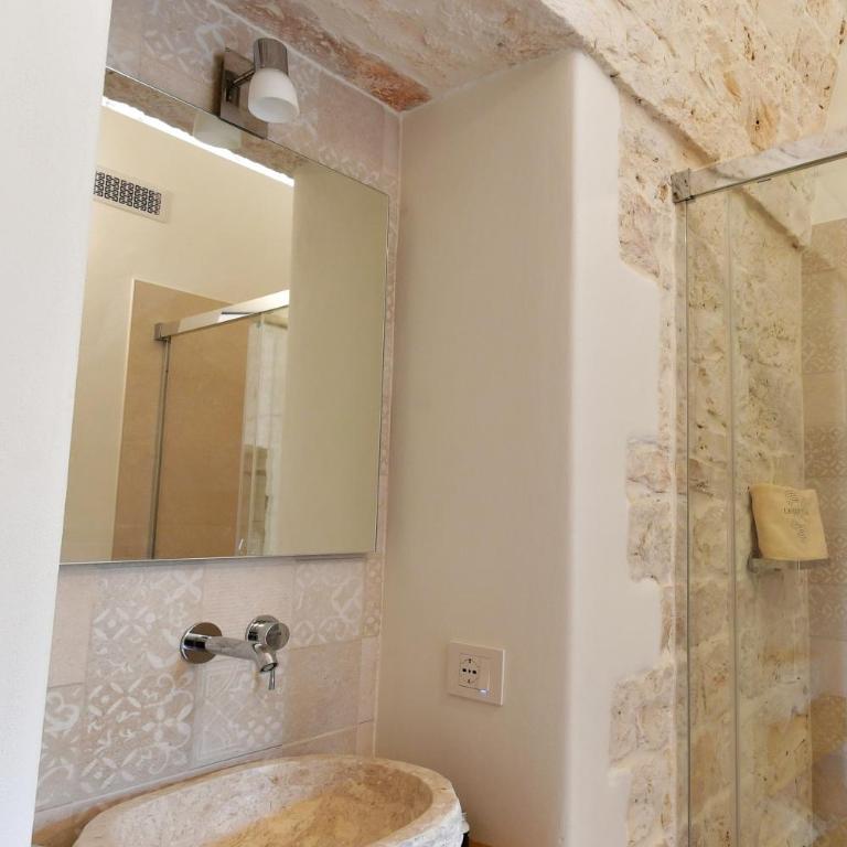 Lamarossa Trulli & Suites - Camera Familiare Superior - 22