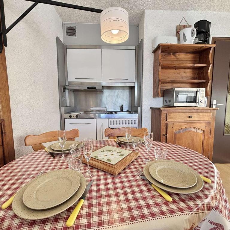 Studio idéal ski, balcon, parking - Notre-Dame-de-Bellecombe - Apartment mit 1 Schlafzimmer - 5