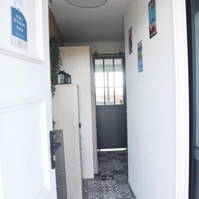 Cap One, au cœur de Cap Esterel VUE MER & PISCINES - Accès piscines et parking couvert inclus - Appartement 1 Chambre - 32