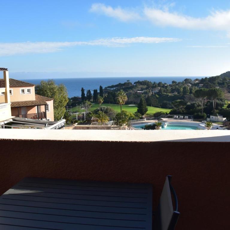 Cap One, au cœur de Cap Esterel VUE MER & PISCINES - Accès piscines et parking couvert inclus - Appartement 1 Chambre - 41