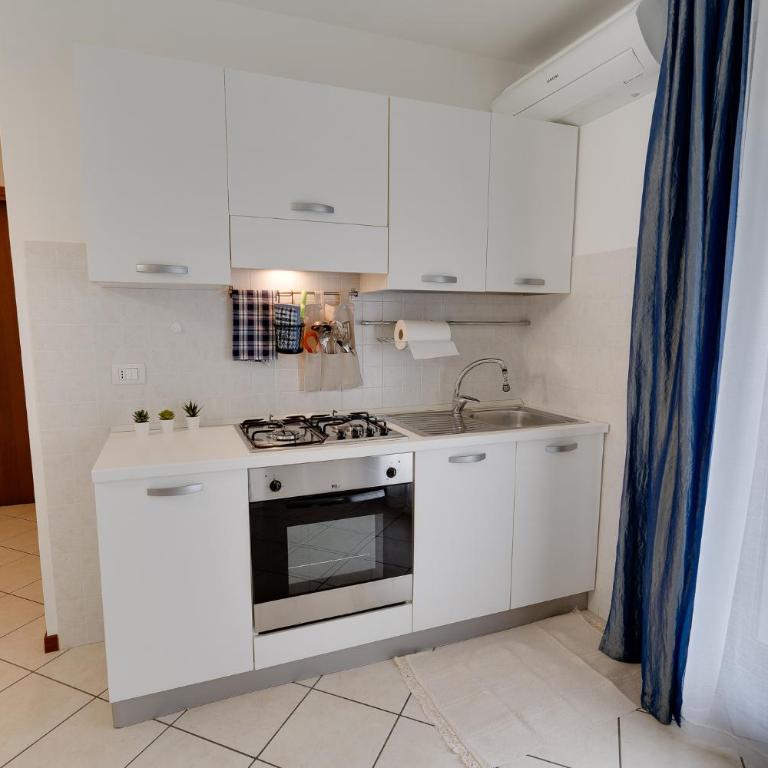 Garage coperto-FreeWifi 10min auto UdineCentro - Appartamento Standard con 1 Camera da Letto - 5
