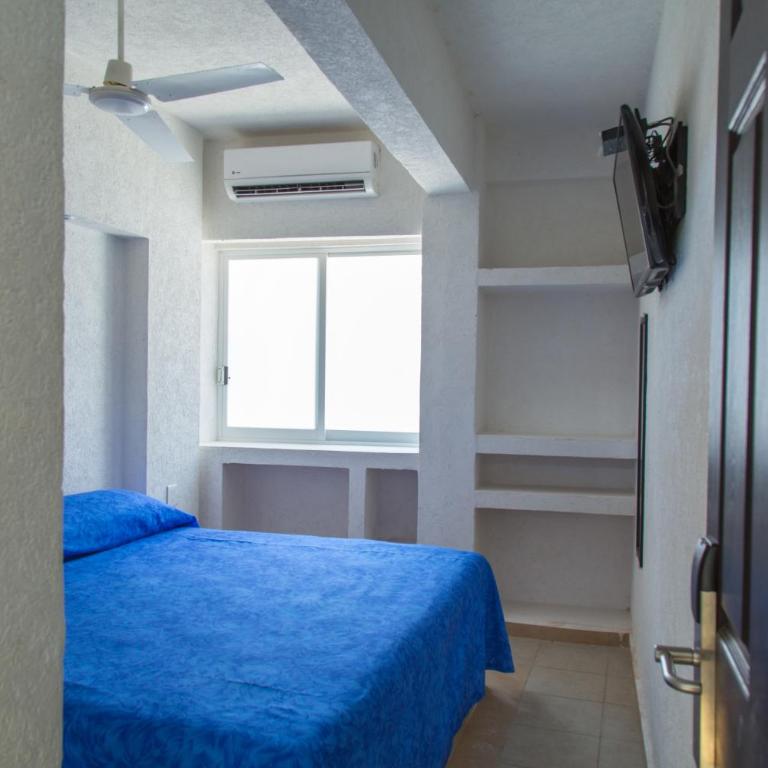 Hotel Acapulco - Habitación con cama extragrande. - 5