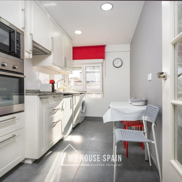 MyHouseSpain - Radiante piso junto a la playa - Apartamento de 2 dormitorios - 22