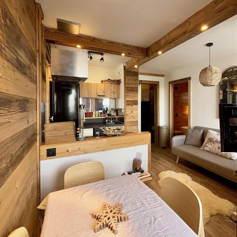 Appartement cosy 4 pers, 2 ch, proche pistes, balcon - Apartment mit 2 Schlafzimmern - 6
