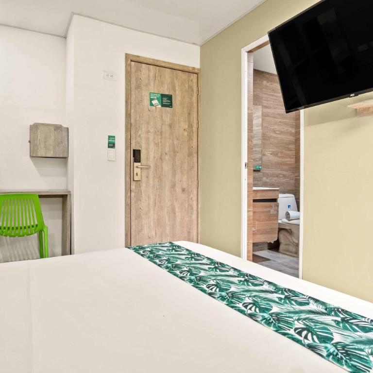 Hotel Eco Suite - Habitación Doble Superior - 3