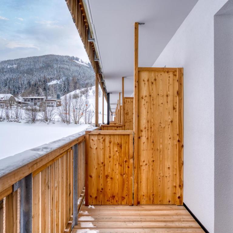 COOEE alpin Hotel Bad Kleinkirchheim - Doppelzimmer mit Balkon - 7