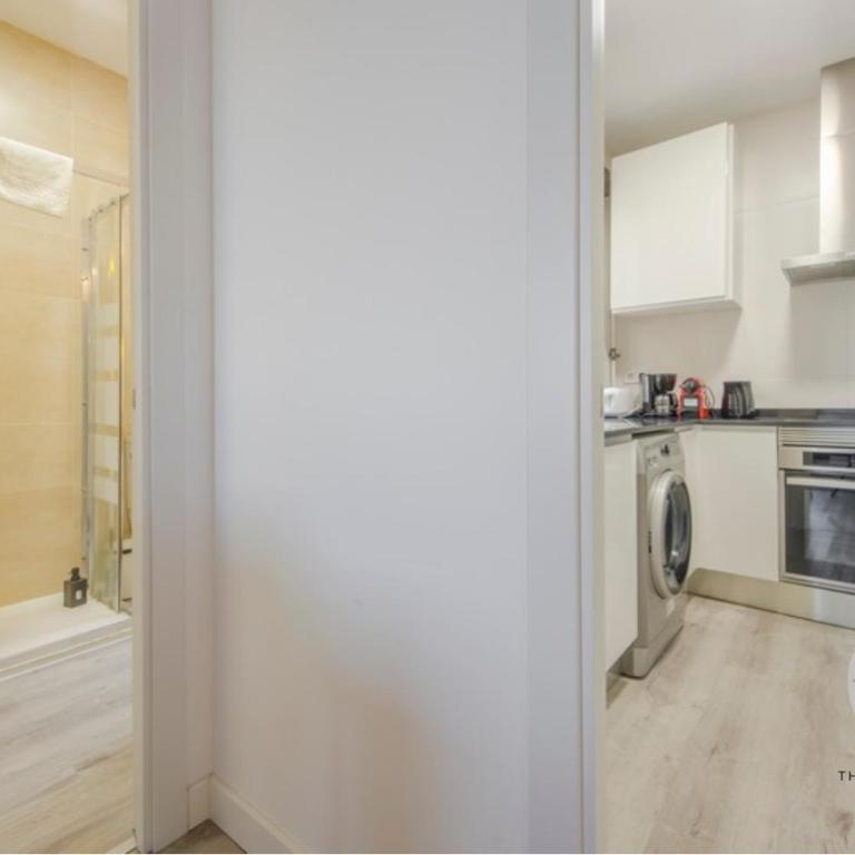 Vibrante y moderna para 7, conoce Toledo 77 - Apartamento - 19