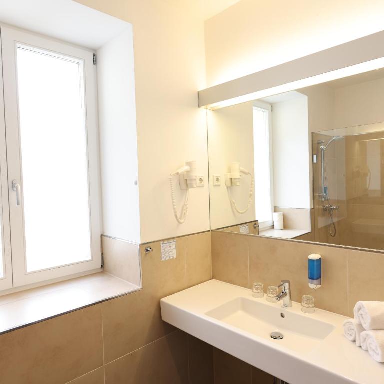 Altstadt Hotel Hofwirt Salzburg - Familienzimmer Plus - 3