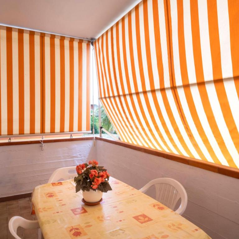 Follonica Vacanze 4 - Appartamento con 2 Camere da Letto - 4