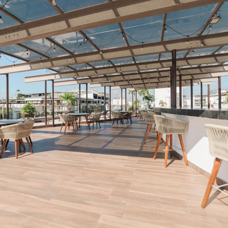 Spacious Condo 200m from Beach & 5th Ave - Apartamento de 2 dormitorios con terraza - 21