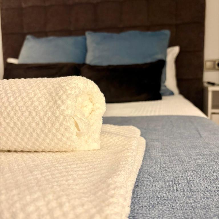 Suite Don Pelayo Sevilla - Two-Bedroom Apartment - 6