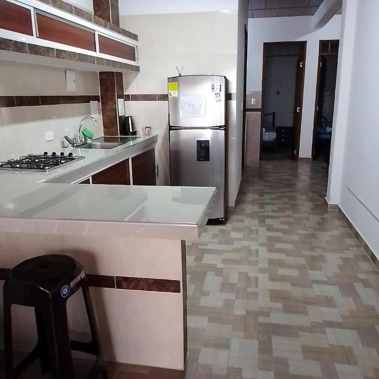 CÓMODO APARTAMENTO CENTRAL EN BARRIO SEMI RURAl - Apartamento de 2 dormitorios - 50