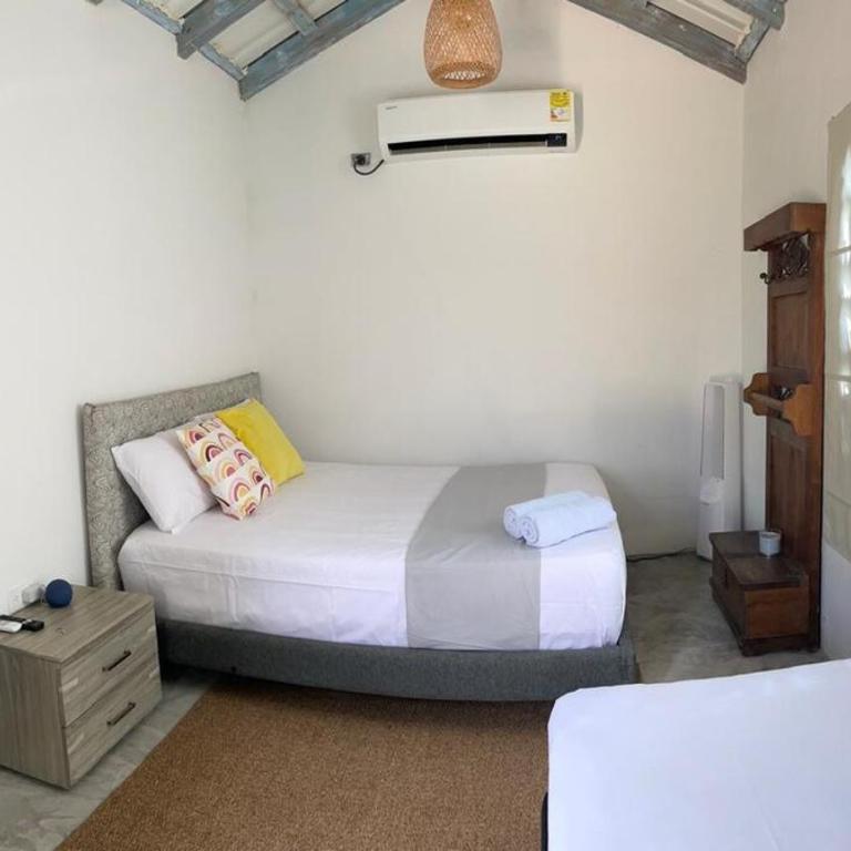 El Rinconcito en terra bomba - Four-Bedroom House - 19