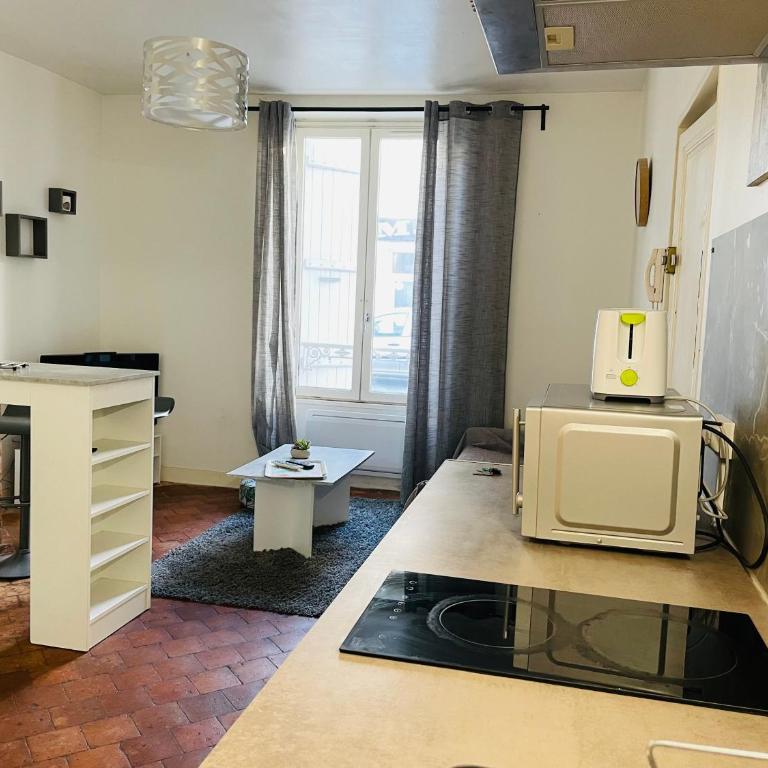 Départ tardif appartement T2 avec 1 chambre centre Orléans - Appartamento con 1 Camera da Letto - 4