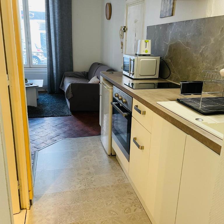 Départ tardif appartement T2 avec 1 chambre centre Orléans - Appartamento con 1 Camera da Letto - 10