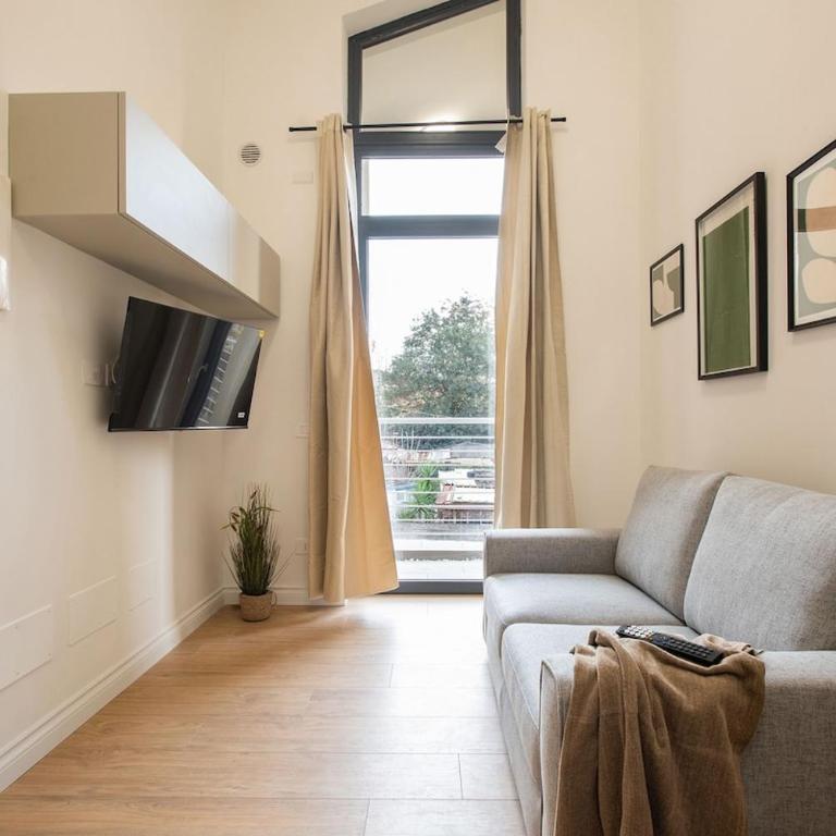 Urban Oasis near Termini, Free Parking&Balcony, int10 - Appartamento Superior con 1 Camera da Letto e Balcone - 2